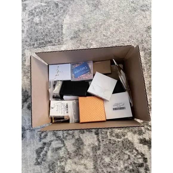 Amazon Pallet Jewelry Variety Grab Bag Bundle - Picture 3 of 3